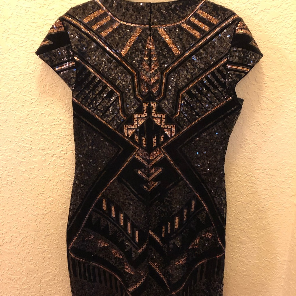 Expressed sequence dress